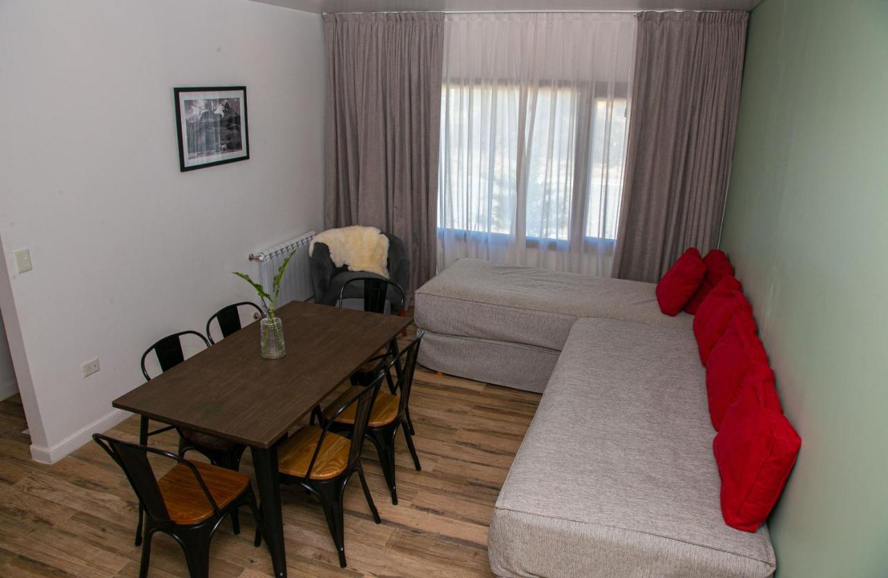 Senderos Aparts & Suites El Chalten Exterior photo