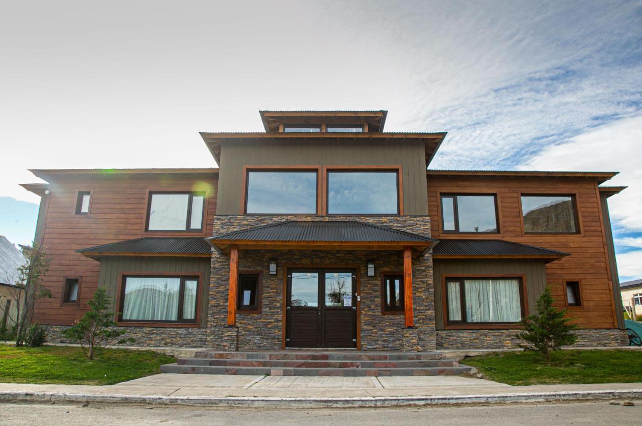 Senderos Aparts & Suites El Chalten Exterior photo