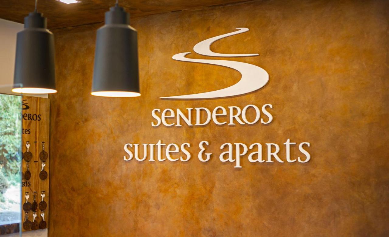 Senderos Aparts & Suites El Chalten Exterior photo