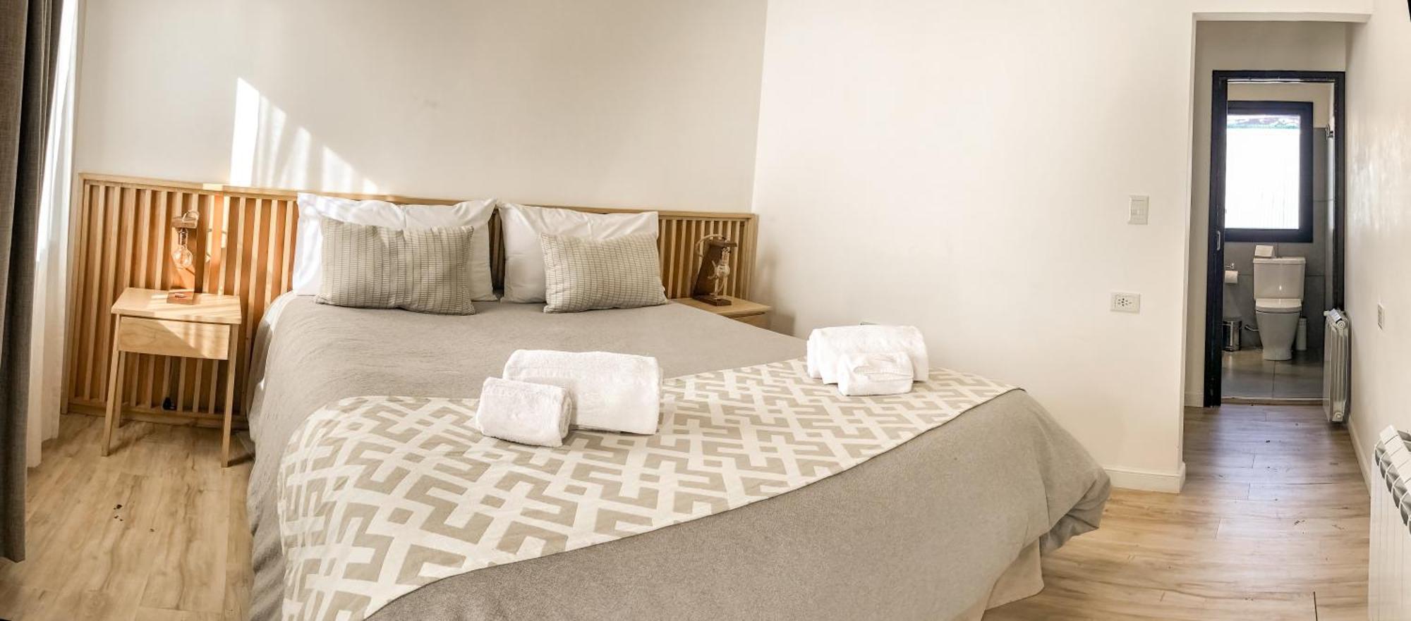 Senderos Aparts & Suites El Chalten Exterior photo